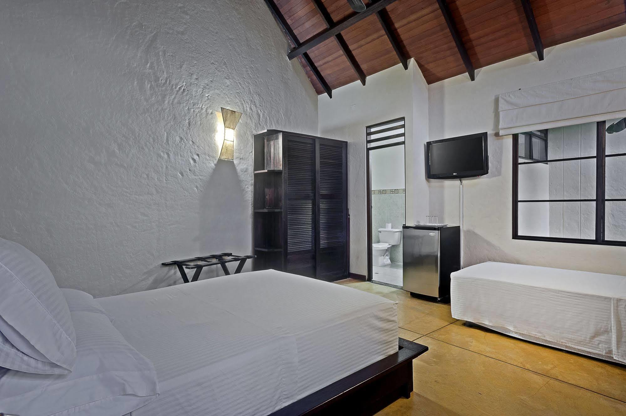 Hotel Amazon Bed And Breakfast Leticia Zewnętrze zdjęcie